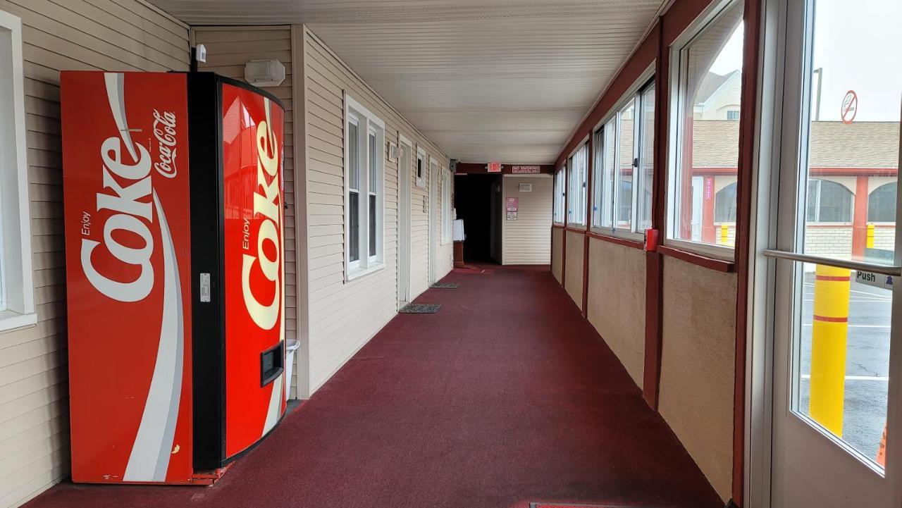 Red Carpet Inn West Springfield Exterior foto